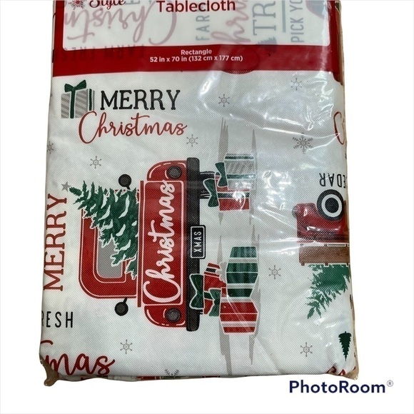 Merry Christmas Red Pickup Truck Table Cloth NWT Holiday Rectangle 52x70 - Picture 2 of 4